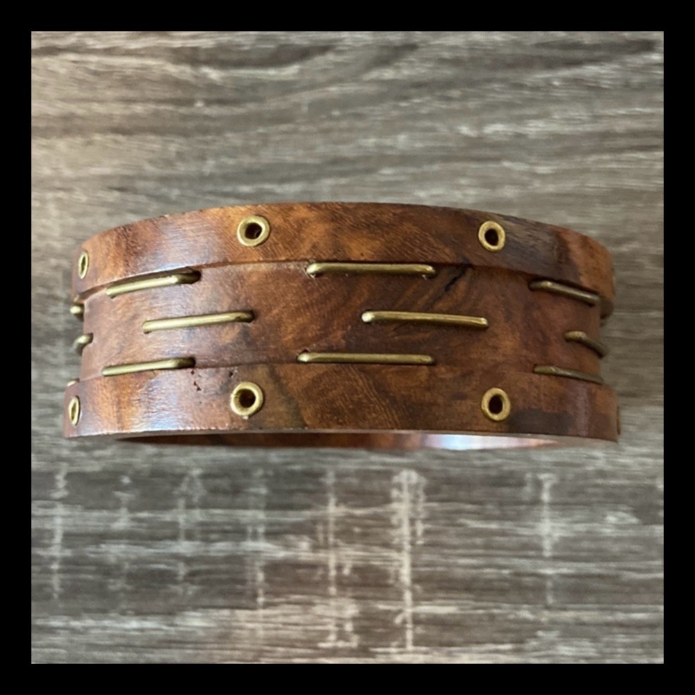 Boho wood bracelet gold wire hippie western coastal cowgirl festival resortwear